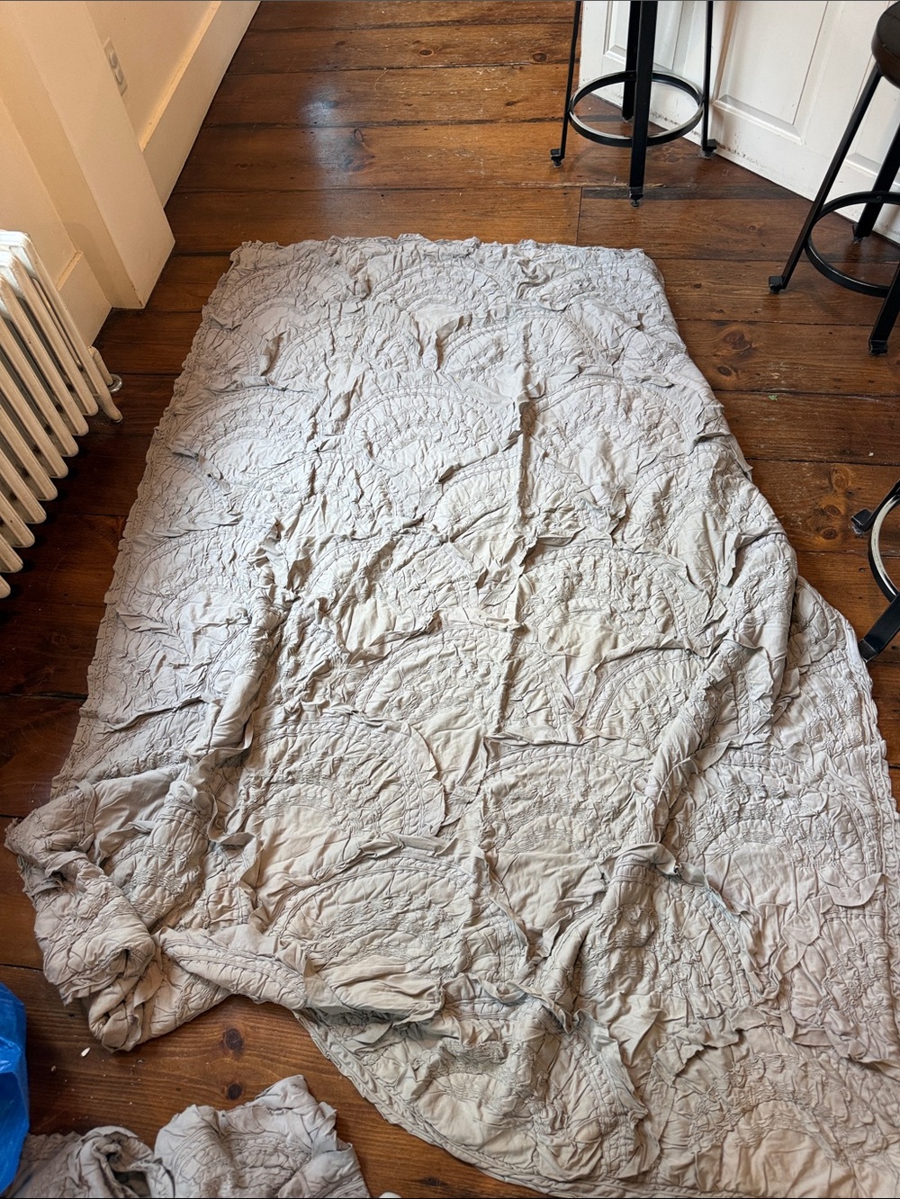 AnthroHome Anthropologie Rivulets Twin Quilt and 4 Shams